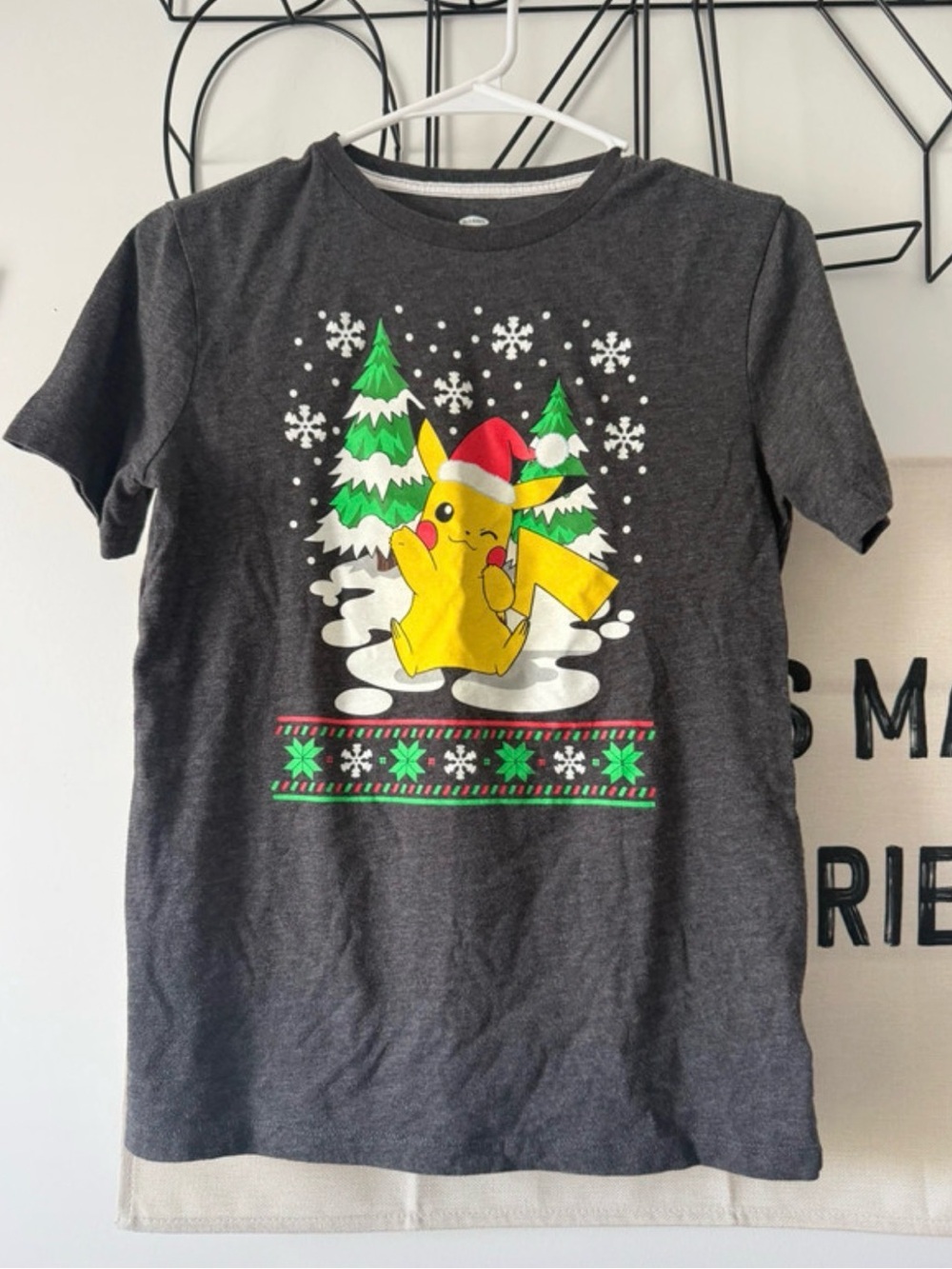 Pikachu Pokemon Holiday Graphic Tee - Youth XL  -‎ Dark Gray